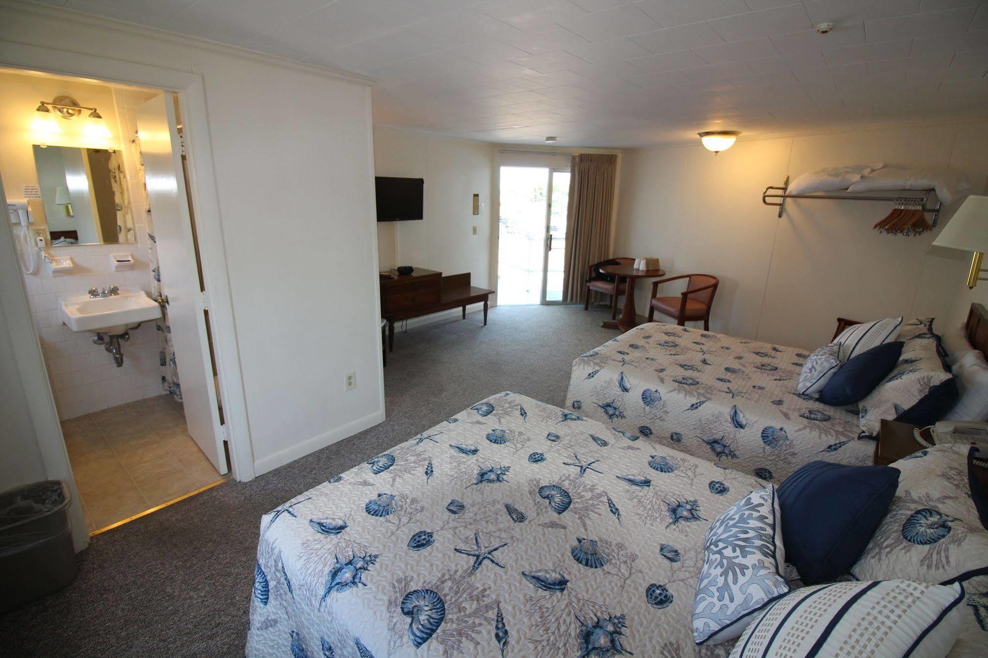 Hyannis Holiday Motel Dış mekan fotoğraf