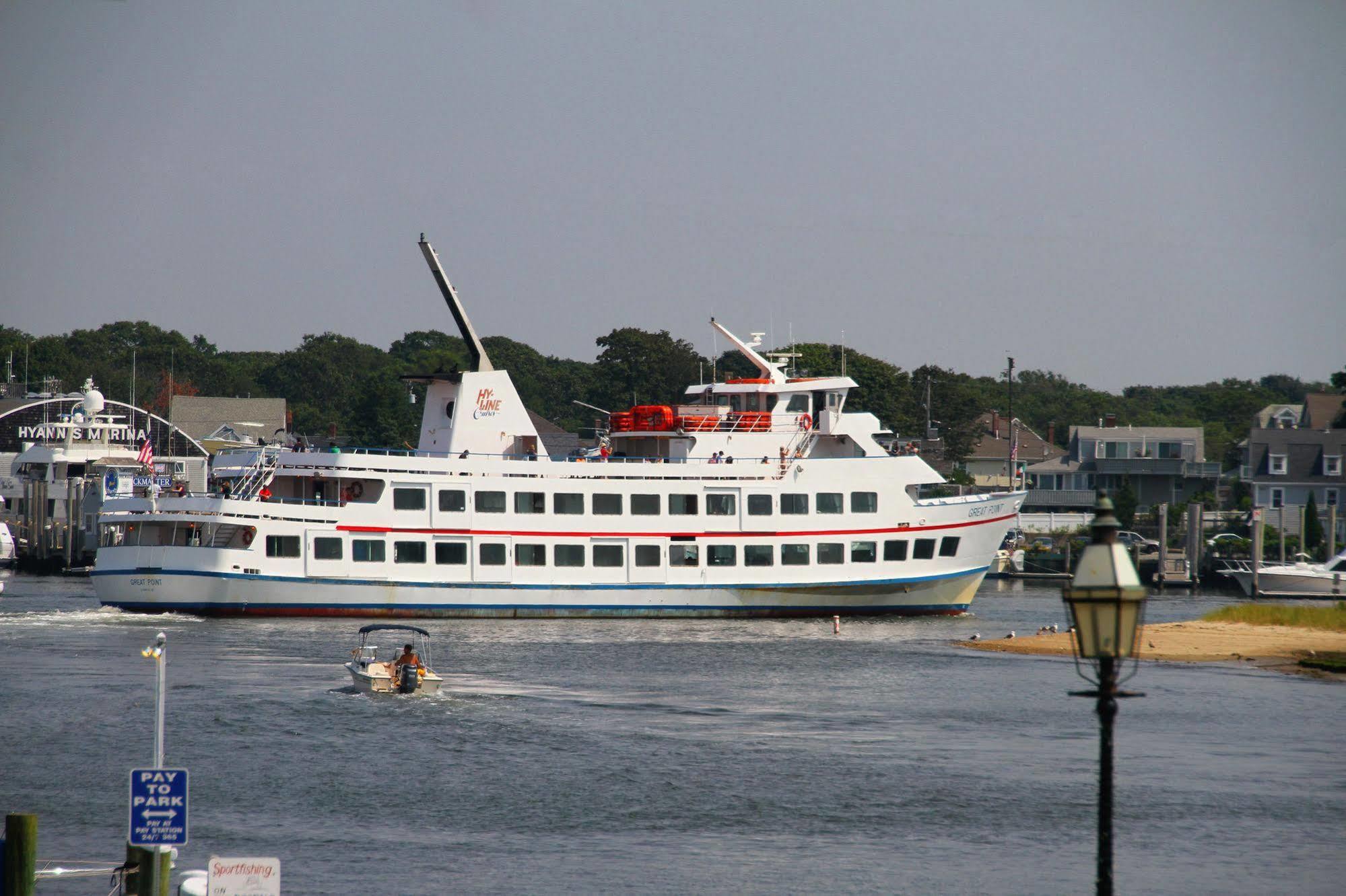 Hyannis Holiday Motel Dış mekan fotoğraf