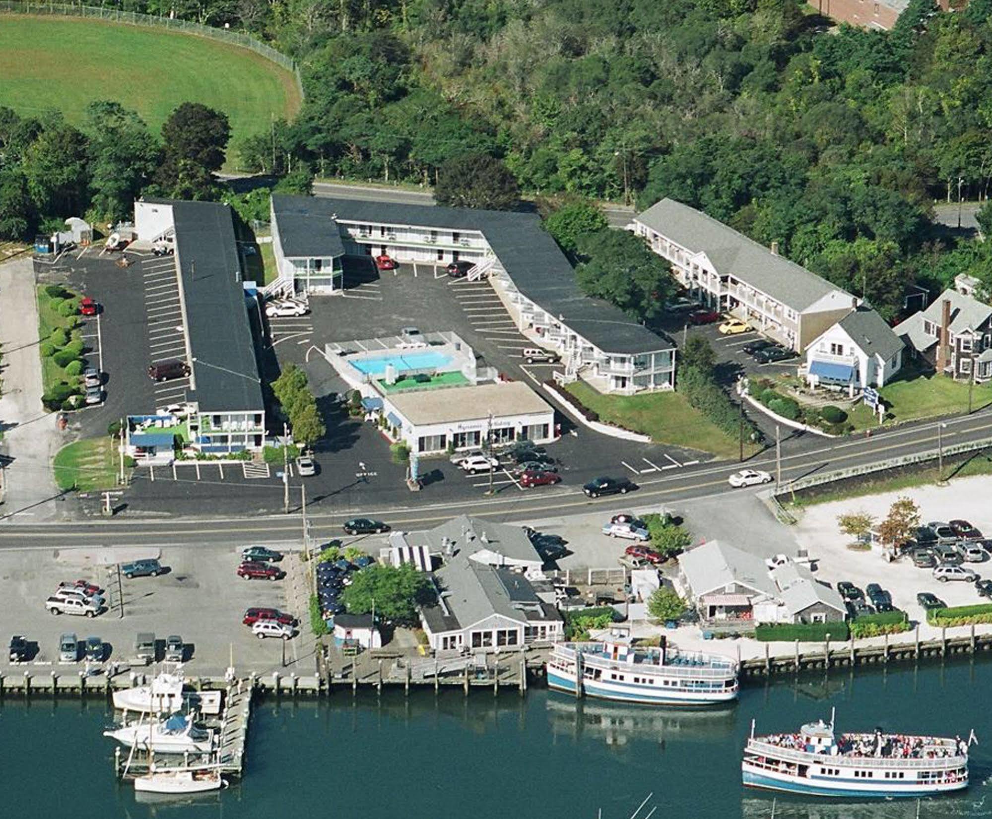 Hyannis Holiday Motel Dış mekan fotoğraf