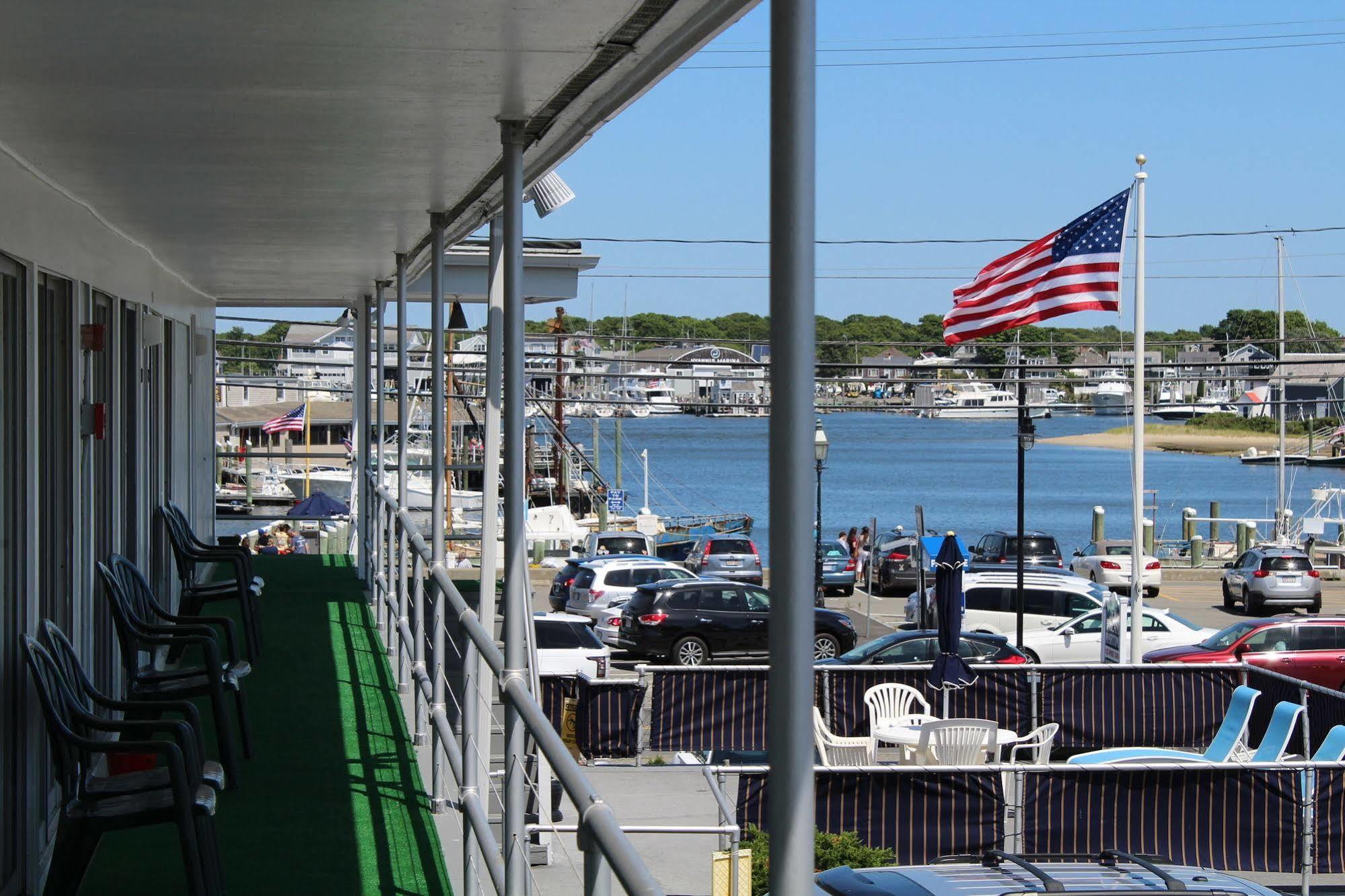 Hyannis Holiday Motel Dış mekan fotoğraf